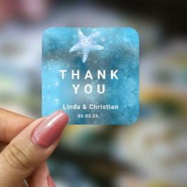 Hochzeit in tiefblauem Meer Quadratischer Aufkleber