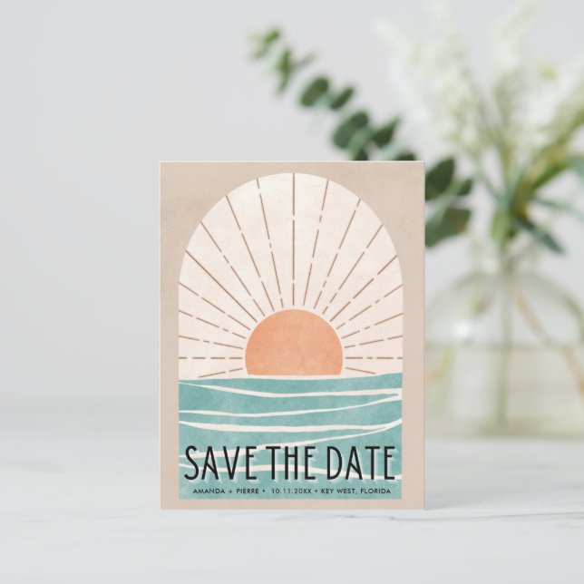 Hochzeit in Urlaubsort Save the Date Ankündigungspostkarte (Stehend Vorderseite)