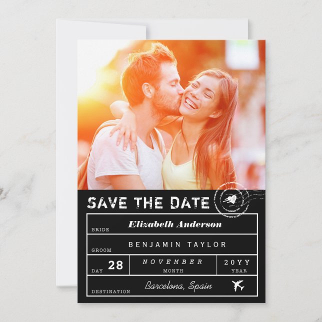 Hochzeit in Urlaubsort Schwarz-weißer Gepäckanhäng Save The Date (Vorderseite)