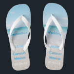 Hochzeit in Urlaubsorts-Strand-Sandelholze Flip Flops<br><div class="desc">Hochzeit in Urlaubsorts-Strand-Sandelholze/drehen Reinfälle mit personalisiertem Hochzeits-Datum u. Bestimmungsort um</div>
