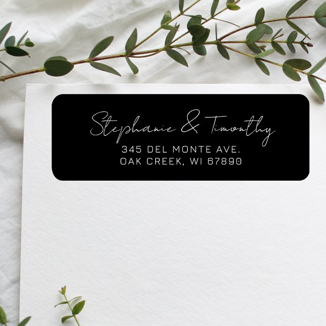 Hochzeit Minimalistischer Schwarzer Rücksendeadres (Effortlessly manage wedding correspondence with our simple return labels, ensuring seamless mailing.)