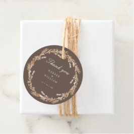 Hochzeit mit Blumenkranz im Wasser/Beige Geschenkanhänger