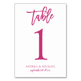 Hochzeit Modern Casual   Pinsel Schrift (Magenta)  Tischnummer