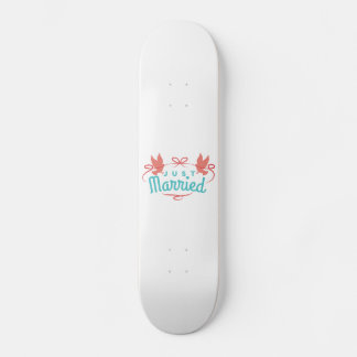 Hochzeit nur verheiratet zwei Vögel farbenfrohe Ge Skateboard
