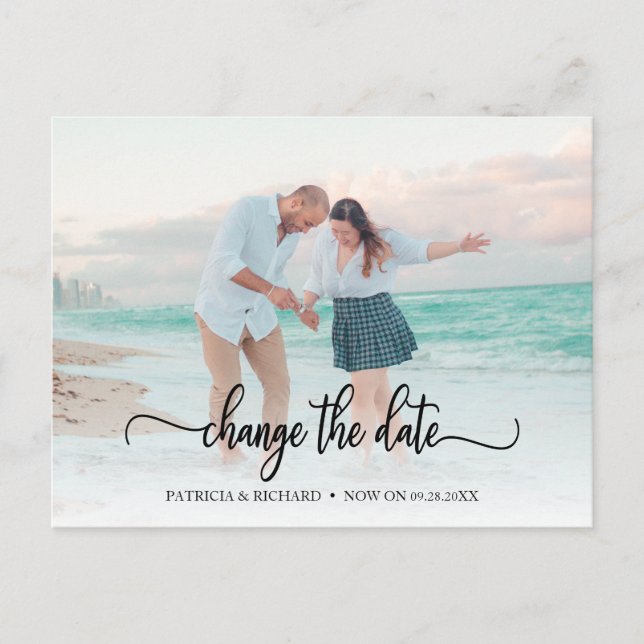 Hochzeit verschieben Chic Schrift Postkarte (Vorderseite)