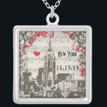 Hochzeit Vintage New York City Anniversary Necklac Versilberte Kette<br><div class="desc">Wirbel Hochzeitseinladungen - passende Programme,  Menus,  Sitzkarten,  Beilagen von Karten und mehr Schwarze Damaskals Einladungen für Hochzeiten,  UAWG-Karten und Menü - Sie wählen Papier schwarze Damaske Grenzen Hochzeitsmenü Schwarze Damaskaden Einladungen für Hochzeitsfeiern -Save the Date - Antwortkarten - Karten einfügen - Sitzkarten - Hochzeitsmenüs und vieles mehr.</div>