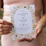 Hochzeit von Beige und Orange-Blumen 2 Einladung<br><div class="desc">Holen Sie Ihre Gäste mit Ihren Beige & Orange Blumeneinladungen in die Stimmung für Ihre Hochzeit.</div>
