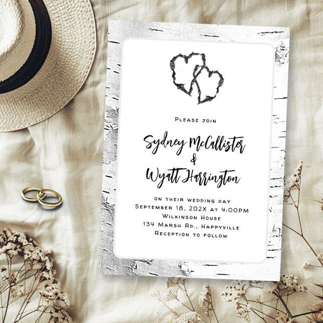 Hochzeit von Carved Hearts White Birch Tree Einladung (Von Creator hochgeladen)