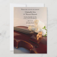 Hochzeit von Geigen und Weißen Rosen