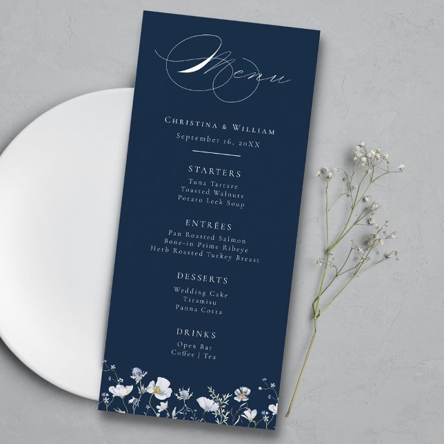 Hochzeit von Navy Blue Elegant Winter Wildblumen Menükarte (Von Creator hochgeladen)