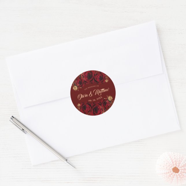 Hochzeit von rote Rose und Gold-Blume Runder Aufkleber (Umschlag)
