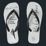 Hochzeitbrücke Flip Flops Personalisierter Datumsn<br><div class="desc">Dieses Design wurde durch digitale Kunst erstellt und kann personalisiert werden, indem Sie auf den Knopf Anpassen klicken und die Farbe ändern, einen Namen, Initialen oder Ihre Lieblingssprache hinzufügen. Kontaktieren Sie mich unter colorflowcreations@gmail.com , wenn Sie dieses Design für ein anderes Produkt haben möchten. Kaufen Sie meine originale abstrakte Acrylmalerei...</div>