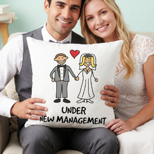 Hochzeits-Cartoon - unter neuem Management Kissen
