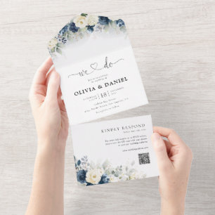 Hochzeits-Einladung mit Grün und weißen Rosen in e All In One Einladung