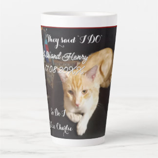 Hochzeits-Foto-Text mit roter Katze anpassen Milchtasse