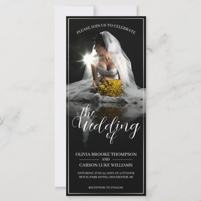 Hochzeitsankündigung mit Sitting Bride - Classic (Vorderseite)