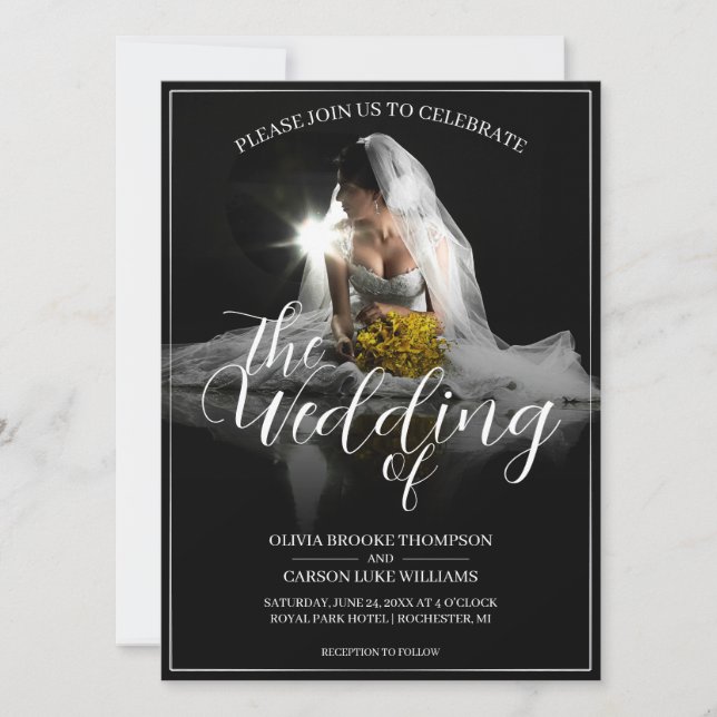 Hochzeitsankündigung mit Sitting Bride - Classic (Vorderseite)