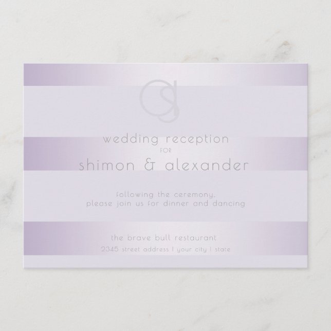 Hochzeitsempfang | Lilac Shimmer Stripes Monogramm Begleitkarte (Vorderseite)