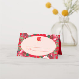 Hochzeitsempfang mit rotem Blumenkranz Platzkarte