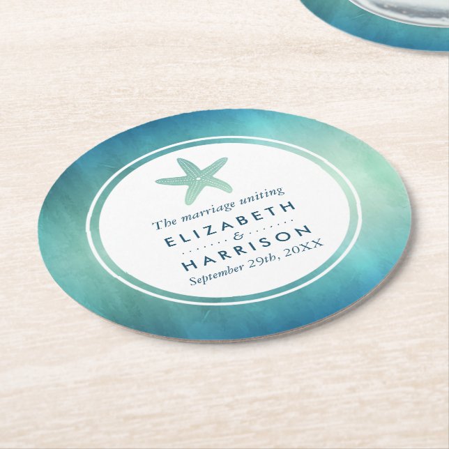 Hochzeitsfeier am Meeresfrüchtestrand Runder Pappuntersetzer (Angewinkelt)