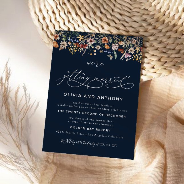 Hochzeitsfeier für Navy Blue Tiny Wildblume Einladung (Von Creator hochgeladen)