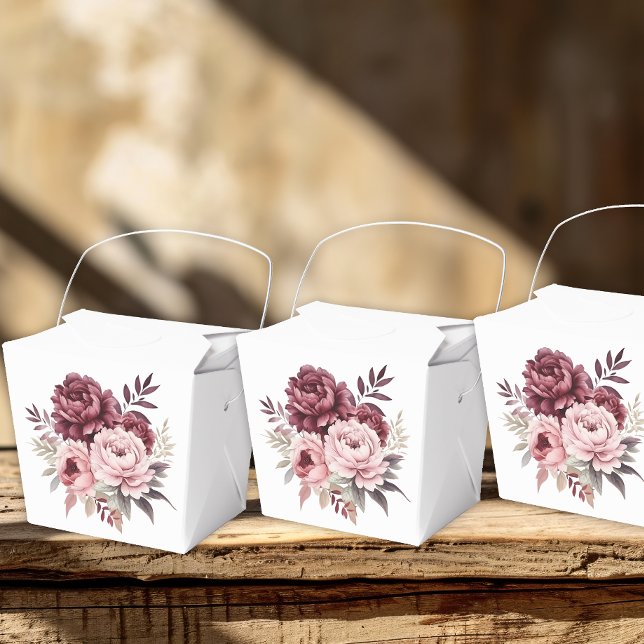 Hochzeitsfeier mit Blumen Geschenkschachtel (Von Creator hochgeladen)