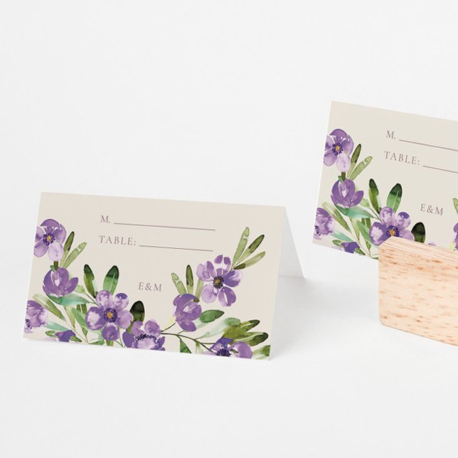 Hochzeitsfeier mit klassischem Violett Platzkarte (Von Creator hochgeladen)