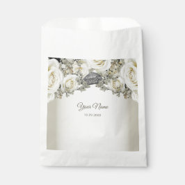 Hochzeitsfeier Weiß Floral Grün Beige Modern Geschenktütchen