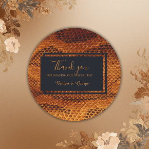 Hochzeitsfest mit wilder Schlange Runder Aufkleber