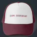 Hochzeitsfröhlichkeit Text Maroon Farbe für Jubilä Truckerkappe<br><div class="desc">Happy Anniversary Text oder Name oder Wort mit dunkelrot gestrichenen Farbtönen Weiß und Maroon Color Caps Cool ein handlicher LKWer Hats oder Caps</div>