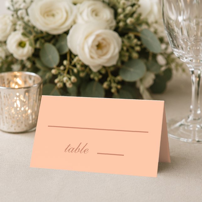 Hochzeitspfirsichbraun einfaches Skript Moderne Fa Platzkarte (Von Creator hochgeladen)