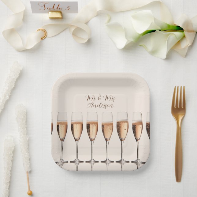 Hochzeitsreihe von Tellern mit rosa Champagnerbril Pappteller (Hochzeit)