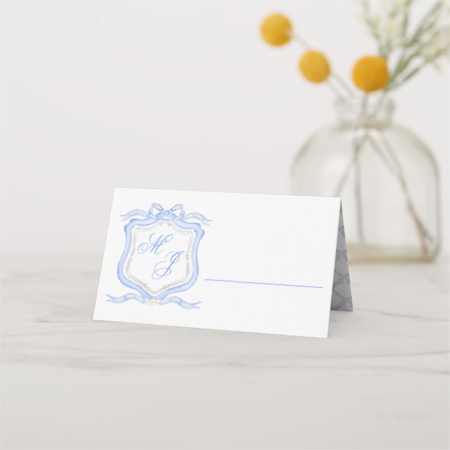 Hochzeitssache des Blue Monogram Wappen Watercolor Platzkarte (Vorderseite)