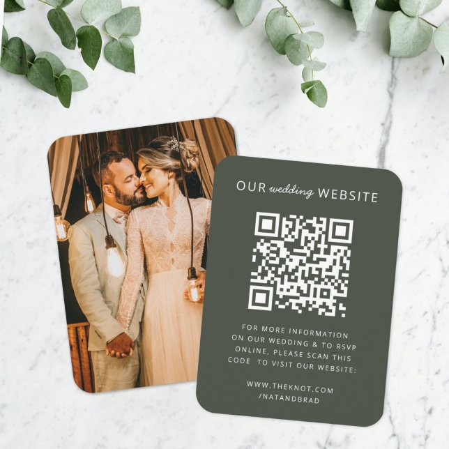 Hochzeitsseite | QR Code Minimalistisches Foto UAW Begleitkarte (Direct guests seamlessly to your wedding website using this QR code photo enclosure card)