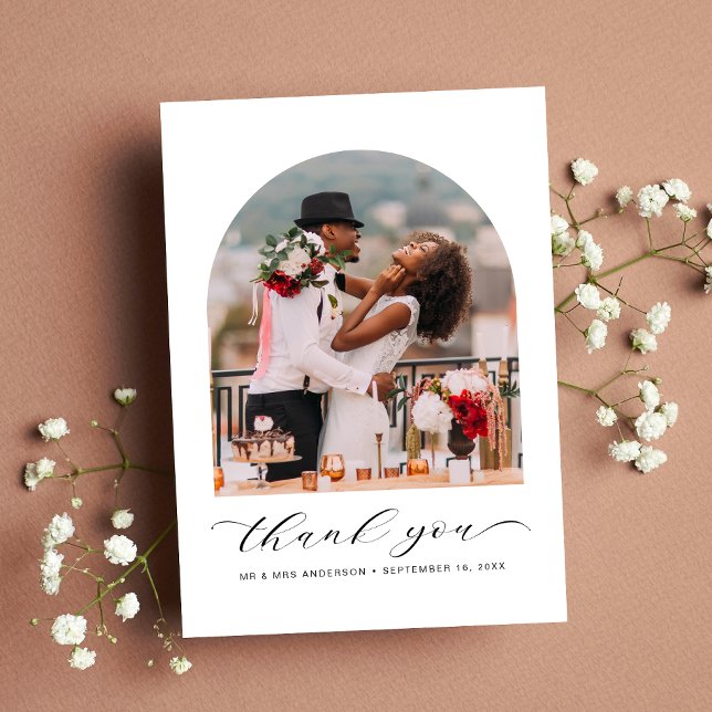 Hochzeitsskript für Foto-Rahmen Dankeskarte (Celebrate your love story with a thank you card showcasing your photo in an elegant arch frame)