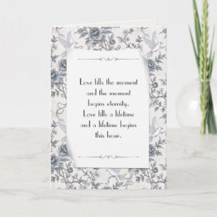 Hochzeitstauben mit Bändern und Pfingstrosen Karte