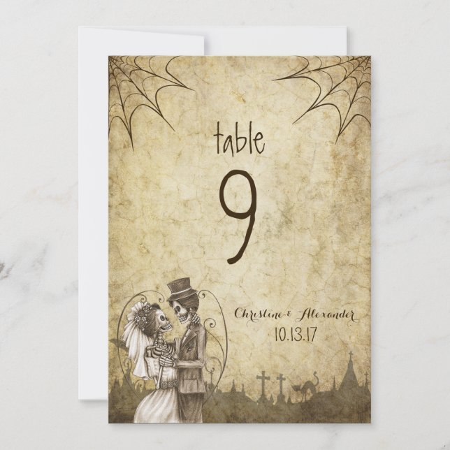 Hochzeitstisch Nummer Skelett Paar Halloween Einladung (Vorderseite)