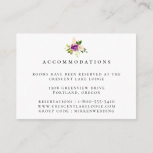 Hochzeitsunterkünfte mit lila Blütenblättern Begleitkarte