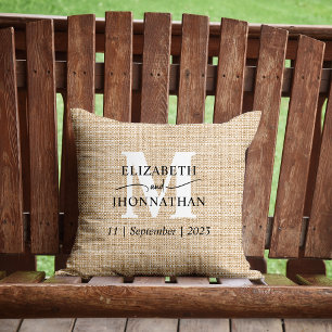 Hochzeitsweißes Monogramm Rustikales Faux-Burlap-A Kissen