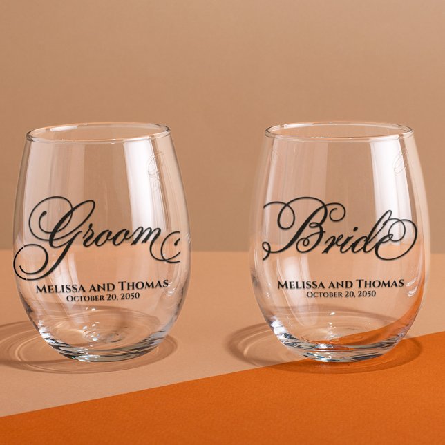 Hochzeittypografie - Brille und Bräutigam Weinglas Ohne Stiel (Custom wine glasses with Bride and groom Calligraphy script)
