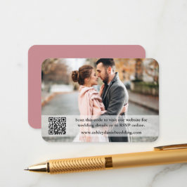 Hochzeitwebsite QR Overlay Foto Dusty Rose Begleitkarte