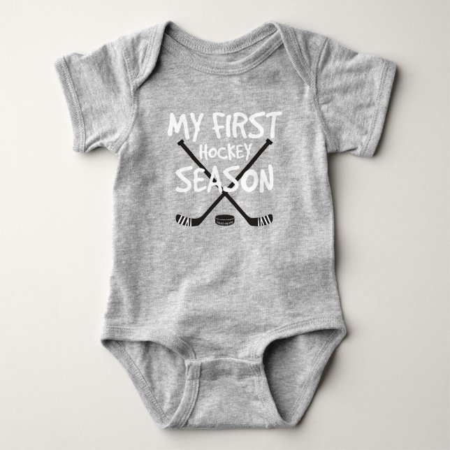 Hockey Baby My First Hockey Saison Hockey Sticks Strampler (Vorderseite)