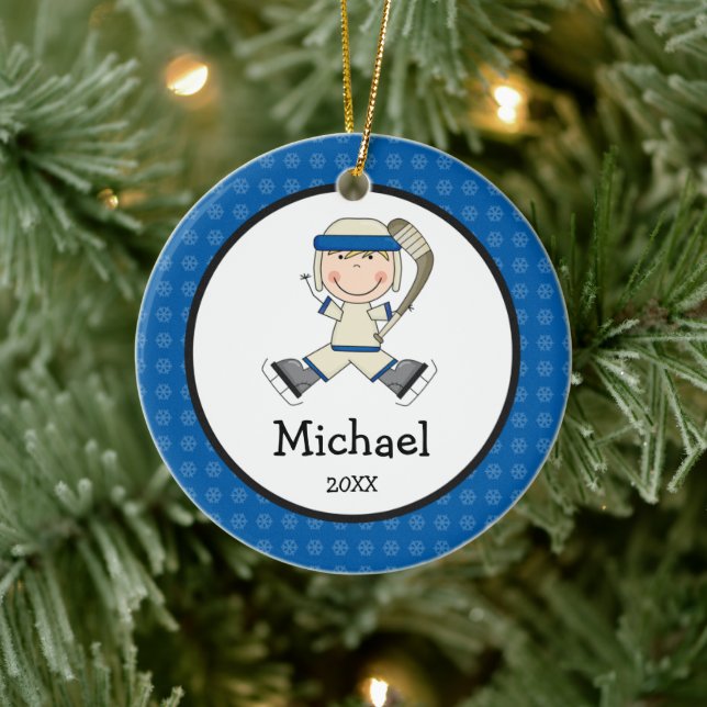 Hockey Boy Blonde Kids Personalisiert Weihnachten Keramikornament (Baum)