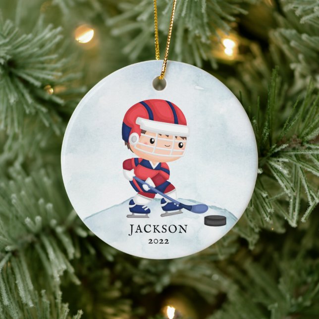 Hockey Boy Personalisierte Weihnachtsfeier Keramik Ornament (Baum)