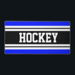 HOCKEY Bright Blue Schwarz-weiß Racing Streifen Schreibtischunterlage<br><div class="desc">Dieses unterhaltsame,  sportliche Design bietet einen kühlen HOCKEY TEXT in Schwarz-Weiß-Mitte-Rennstreifen gegen leuchtend königsblaue Außenstreifen. Die Farben und Texte in diesem Design können personalisiert sein.</div>