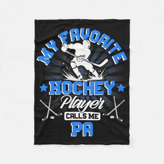 Hockey Player Ice My Favorite Hockey Player Calls  Fleecedecke (Vorderseite)