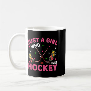 Hockey-Sportliebhaberin nur ein Mädchen, das Hocke Kaffeetasse