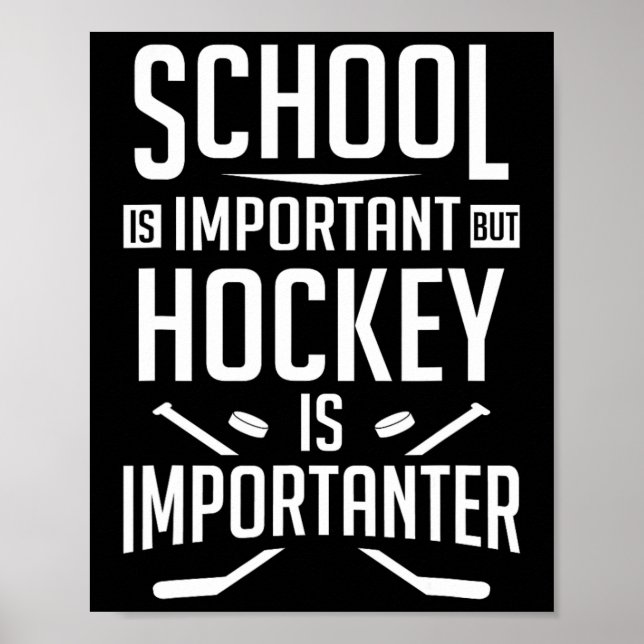 Hockeyschule ist wichtig, Hockey ist aber etwas kl Poster (Vorne)