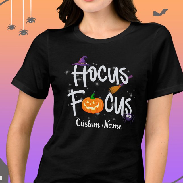 Hocus Focus Halloween Lehrer Anpassbares Hemd Tri-Blend Shirt (Von Creator hochgeladen)