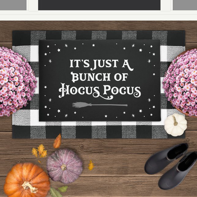 Hocus Pocus Black und White Halloween Zitat Fußmatte (Von Creator hochgeladen)